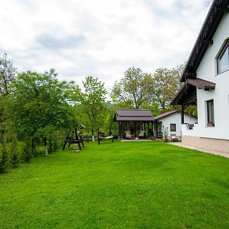 Viila To Villa Bertea Kültér fotó
