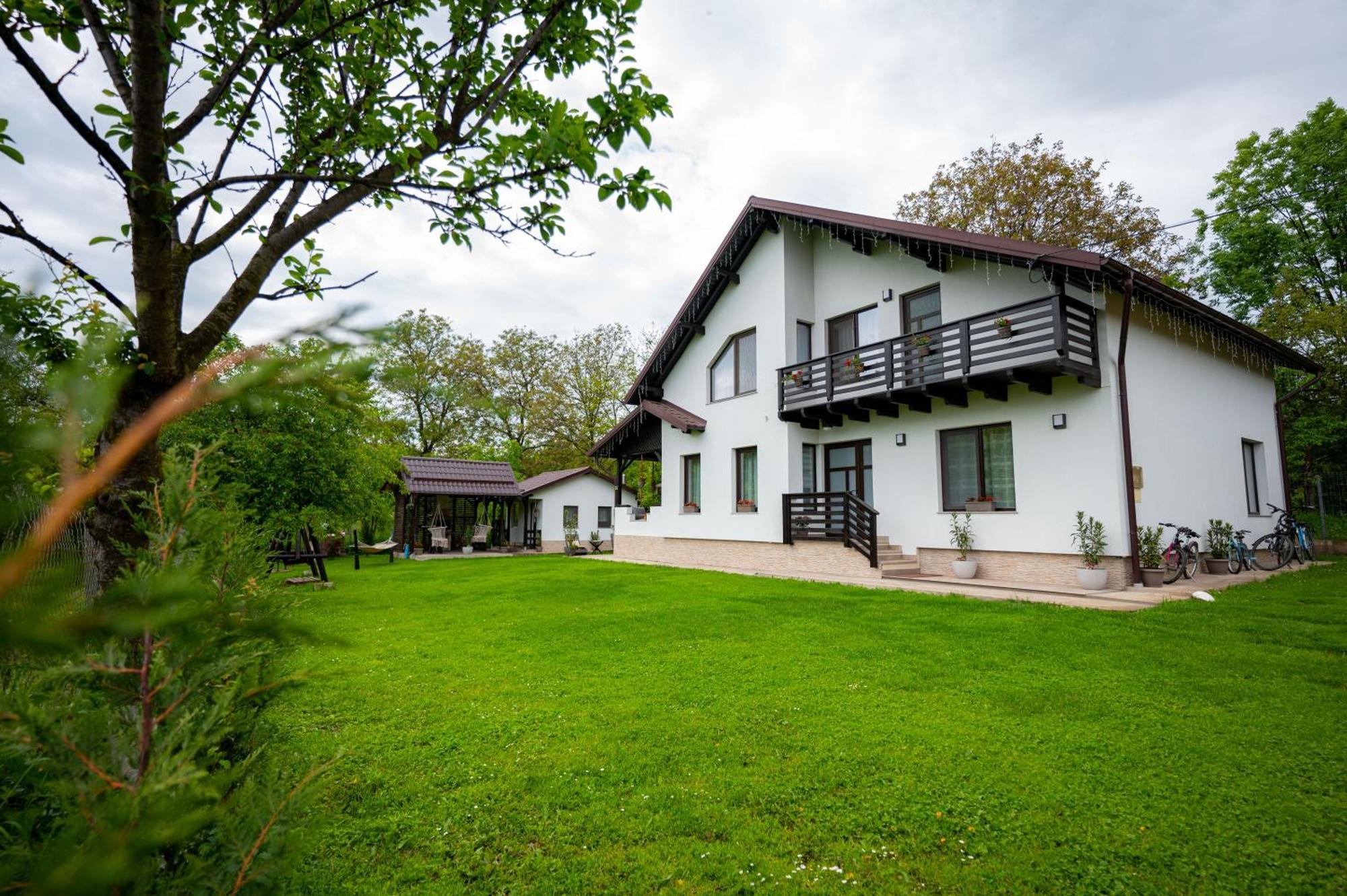 Viila To Villa Bertea Kültér fotó